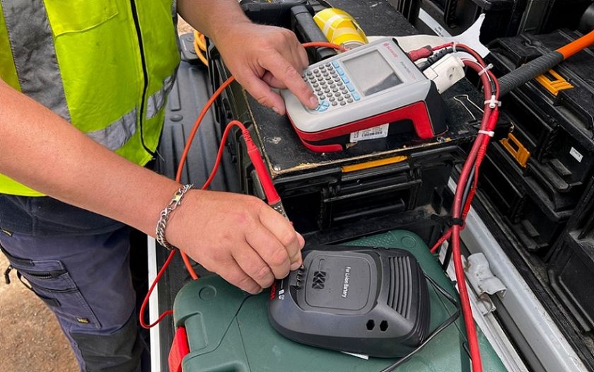 Bayraklı Kombi Klima Şofben Ev Aletleri Elektrik Hattı Montaj Kurulum