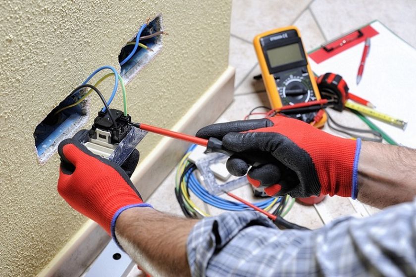 Bornova Kombi Klima Şofben Ev Aletleri Elektrik Hattı Montaj Kurulum