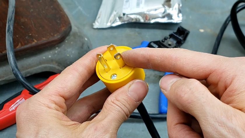 Göztepe Kombi Klima Şofben Ev Aletleri Elektrik Hattı Montaj Kurulum