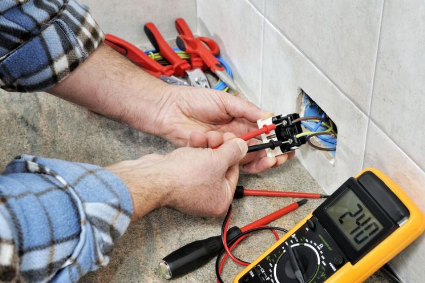 Kemeraltı Elektrikçi Ustası En Yakın Hızlı Elektrikçi