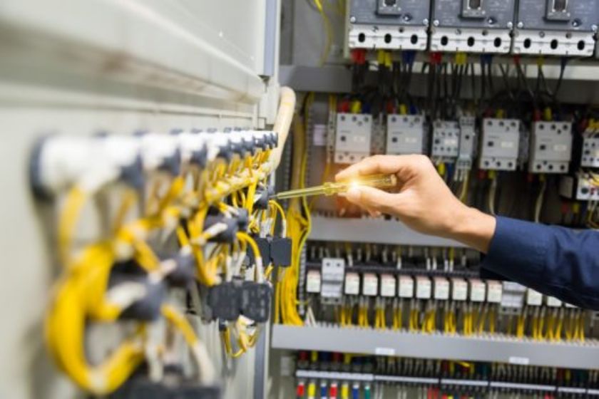 Osmangazi Elektrik Panosu Sigorta Kutusu Montajı Bakımı Elektrikçi Ustası