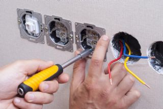 Serbest Bölge Gaziemir Elektrikçi Ustası En Yakın Hızlı Elektrikçi
